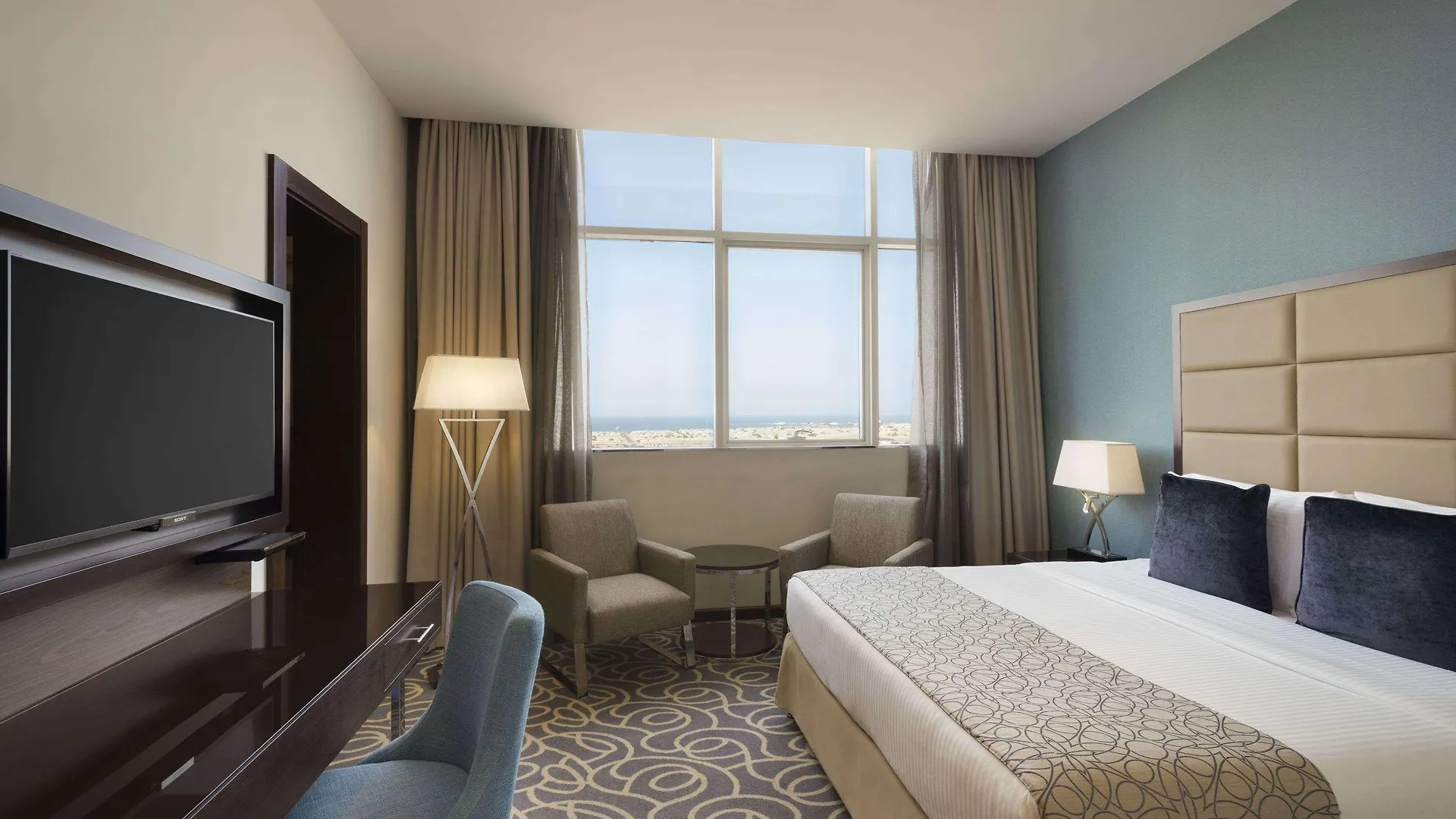 Hotel Ramada Abu Dhabi Corniche