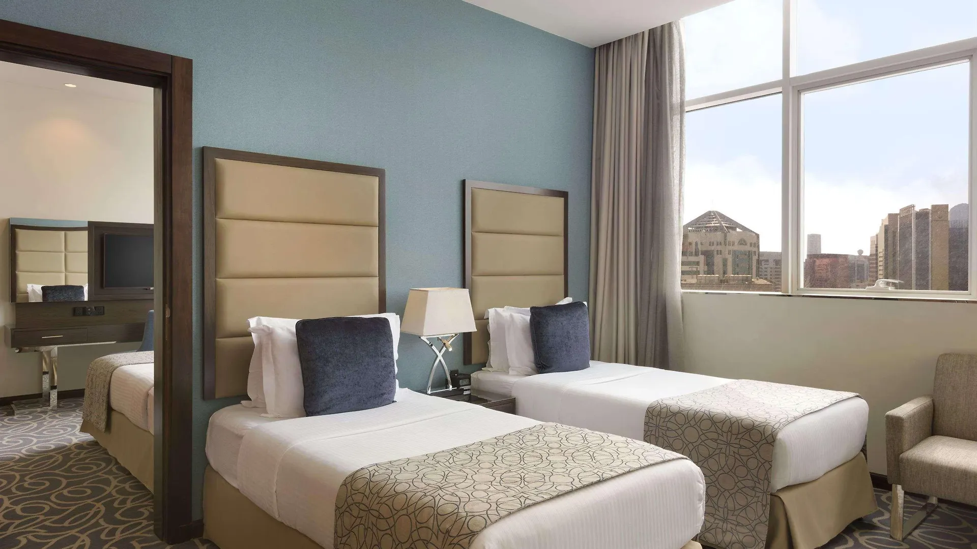 Hotel Ramada Abu Dhabi Corniche