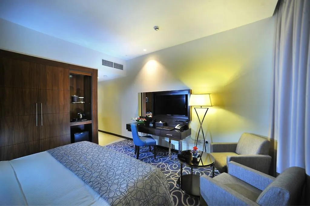 Hotel Ramada Abu Dhabi Corniche